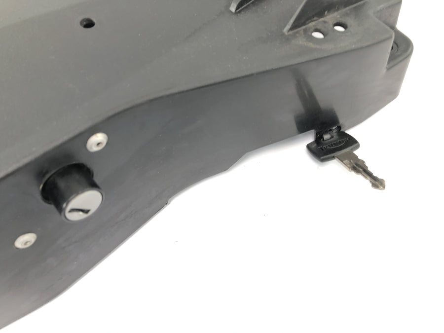 Triumph Speed Triple 1050 515NJ [2007] - Carenagem traseira, carenagem interna traseira, passagem traseira