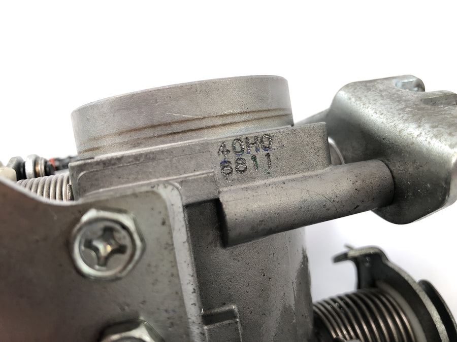Suzuki VZ 1500 WVCU [2011] - Aba de controle de gás da válvula borboleta