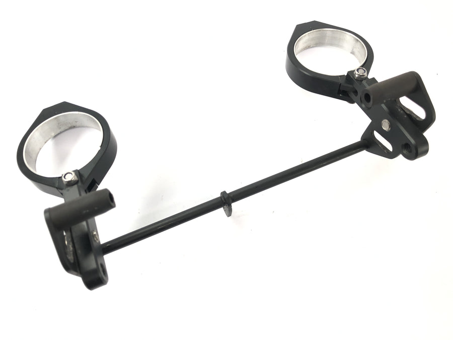 Benelli TNT 1130 [2009] - Fixação do suporte da lâmpada do suporte do farol na frente