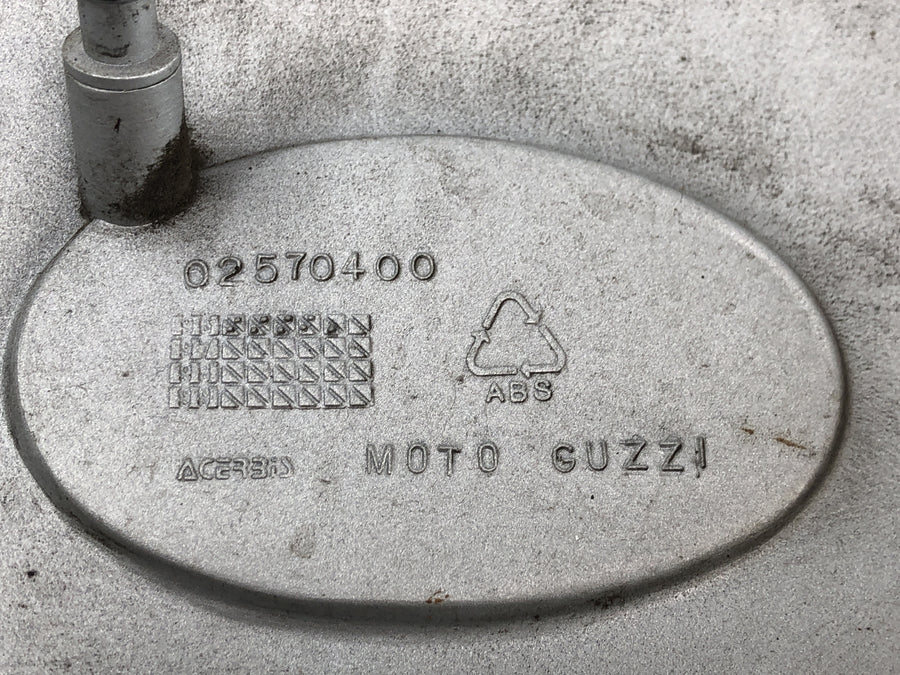 Moto Guzzi V10 Centauro [1998] - Painel lateral esquerdo painel prateado