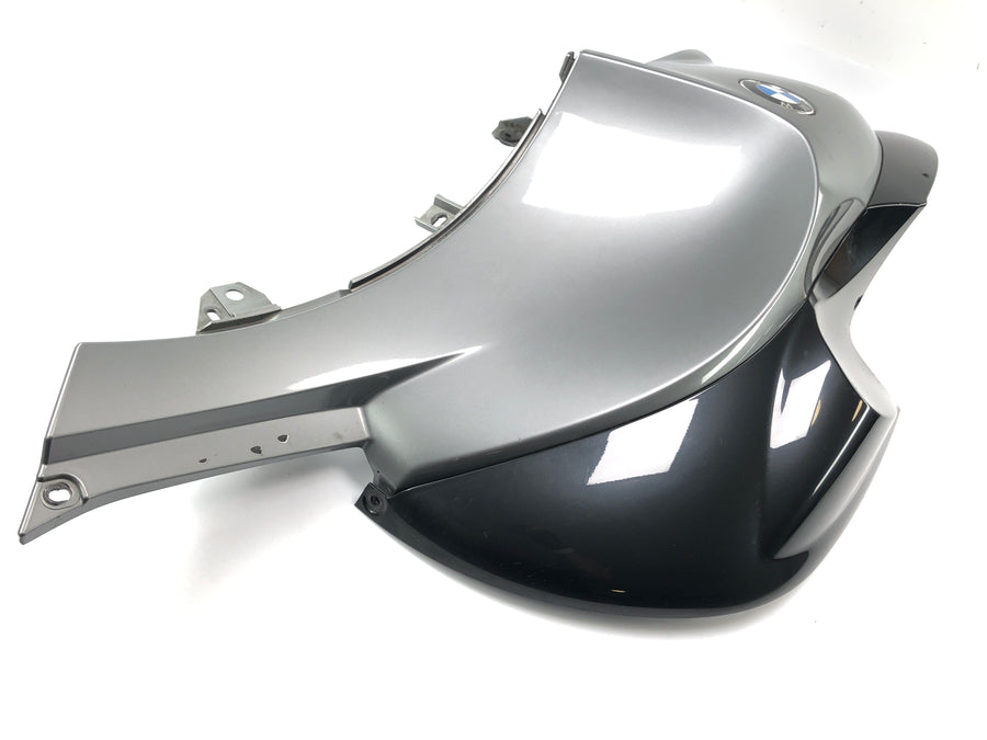 BMW R 1200 ST R1ST [2006] - Limpe o revestimento lateral à esquerda