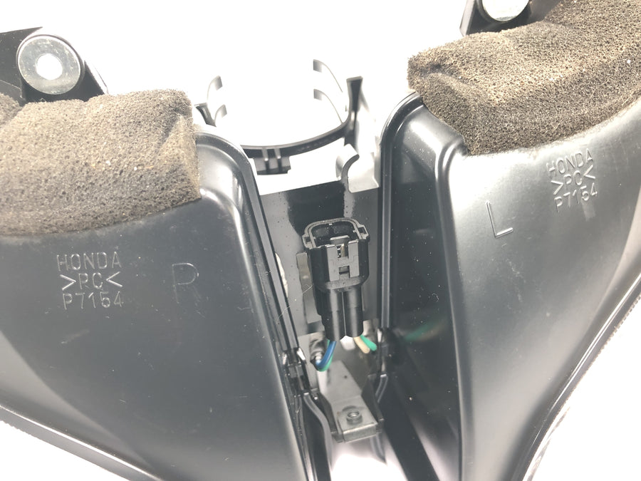 Honda CBR 1000 RR SC59 [2008] - Farol dianteiro farol duplo
