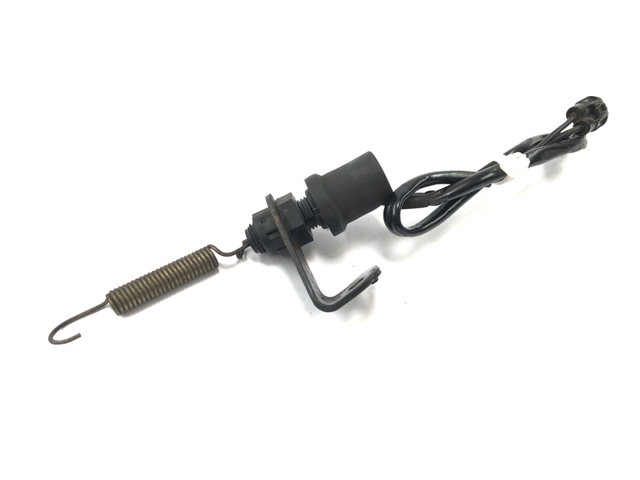 Yamaha XVS 650 Drag Star VM03 [2001] - Interruptor da luz de freio na parte traseira