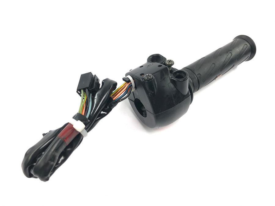 Suzuki GSX R 1000 WVBZ K3 [2003] - Interruptor do guidão, encaixe do acelerador direito, interruptor de partida