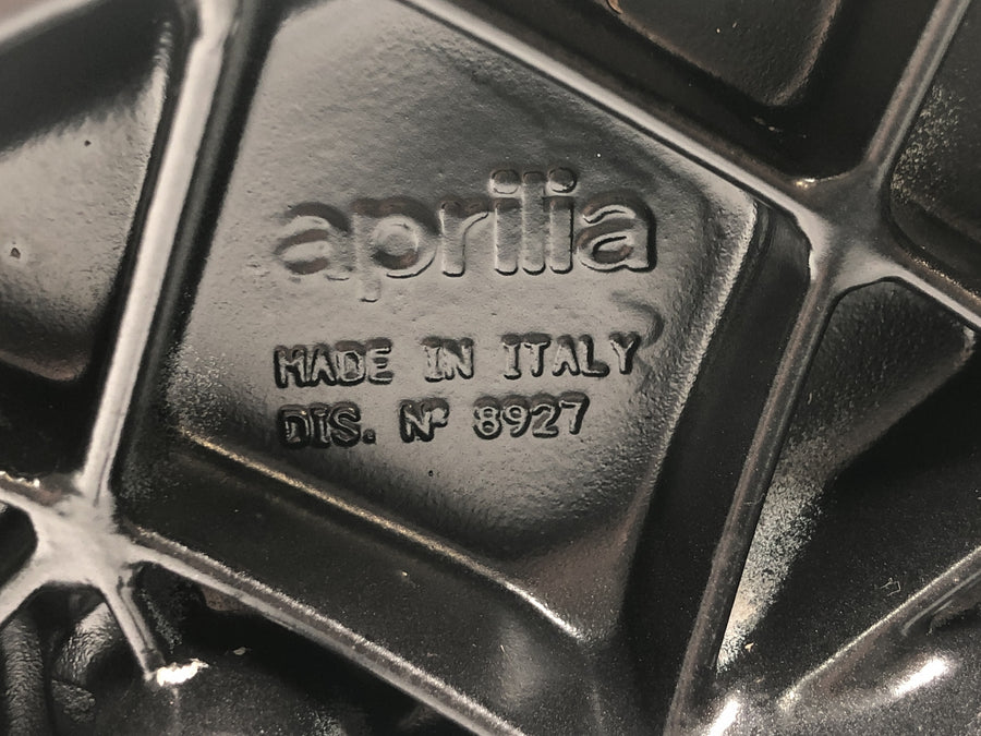 Aprilia RS 125 Extrema [1994] - Guia da roda traseira do braço oscilante da roda traseira