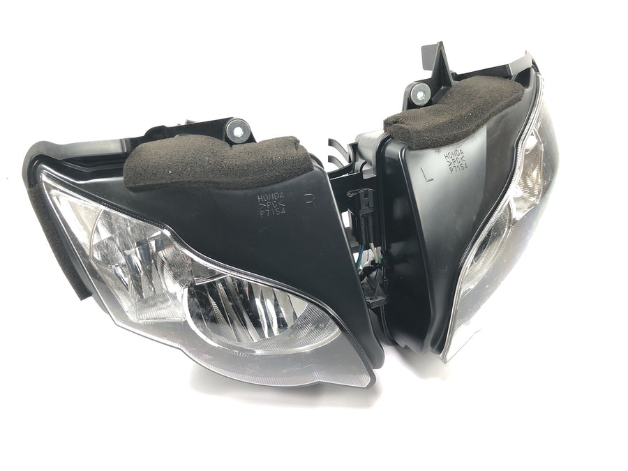 Honda CBR 1000 RR SC59 [2008] - Farol dianteiro farol duplo