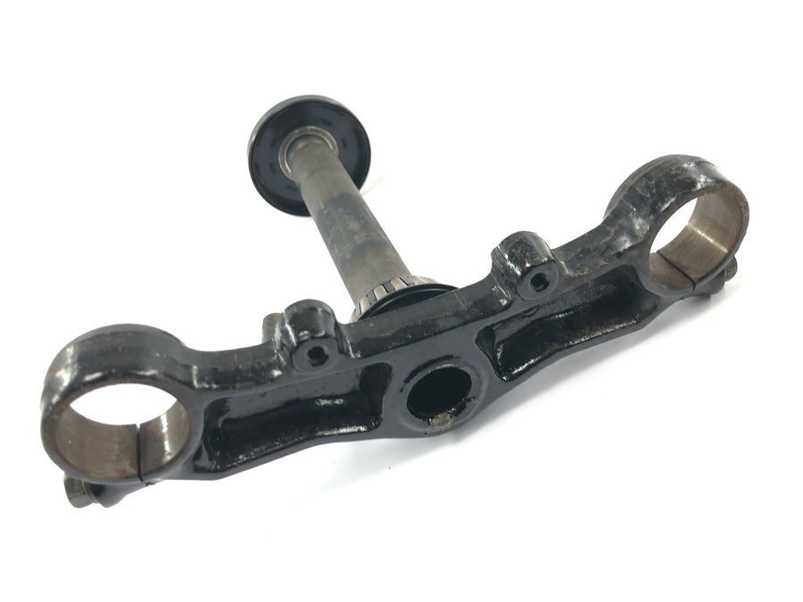 Suzuki RG 250 Gamma GJ21D [1987] - ponte do garfo inferior, garfo do garfo da parte inferior da cabeça de direção
