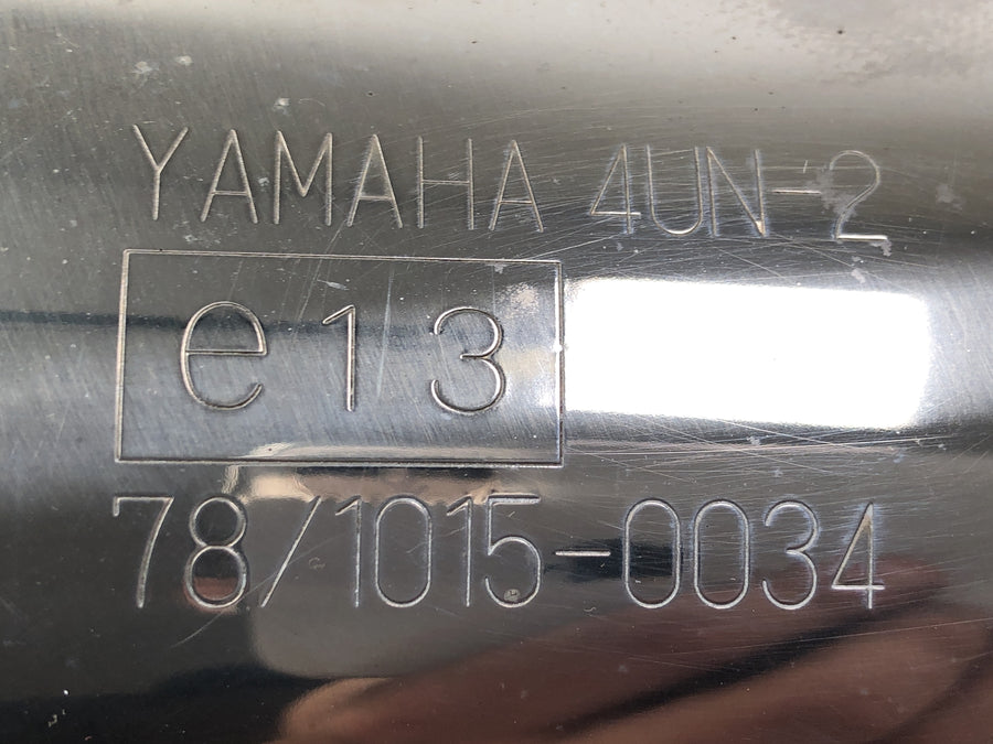 Yamaha TRX 850 4UN [1996] - Silenciador traseiro de escape direito
