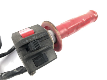 Suzuki GSX R 1100 GV73B [1990] - interruptor do guidão de ajuste do guidão na alça do gás direito - 0