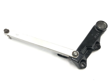 Yamaha YZF 750 R 4HN [1995] - placa de ancoragem com suporte de ancoragem de freio