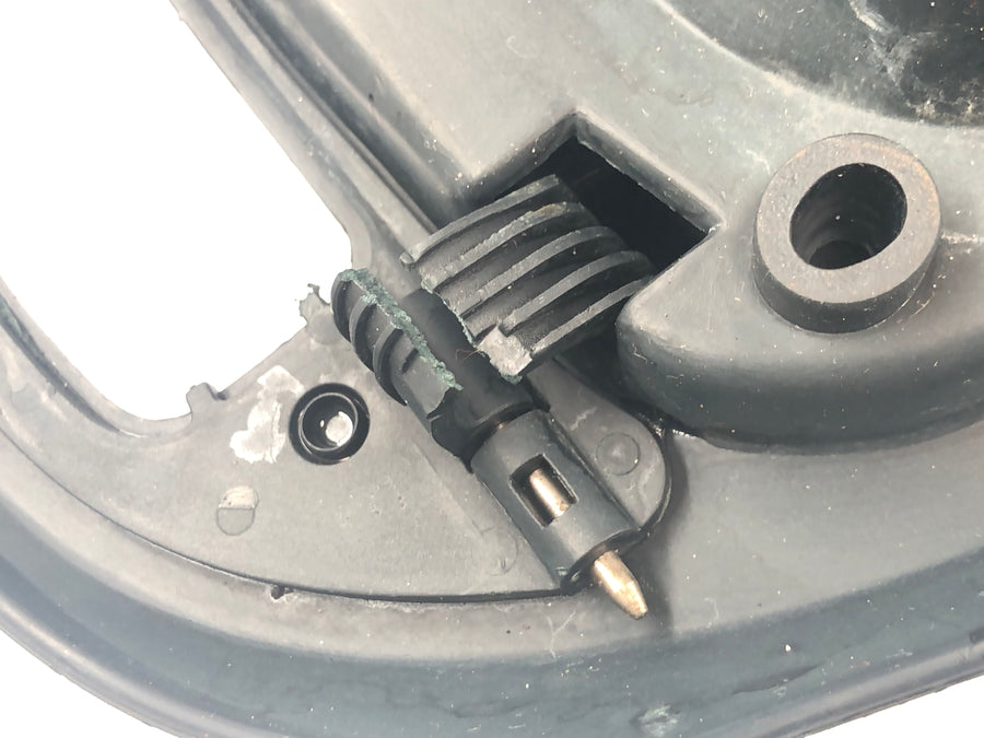 BMW C1 125 [2002] - Compartimento de bagagem, top case, caixa de armazenamento traseira, tampa plástica, caixa de bateria