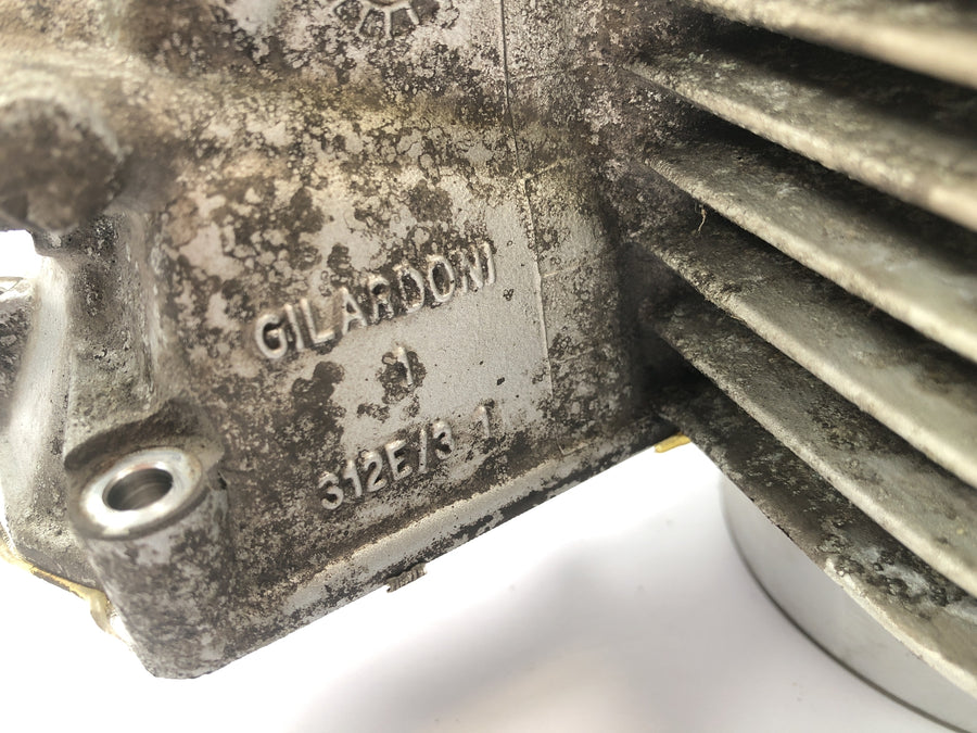 BMW R 1150 GS R21 [2002] – cilindro com pistão à direita