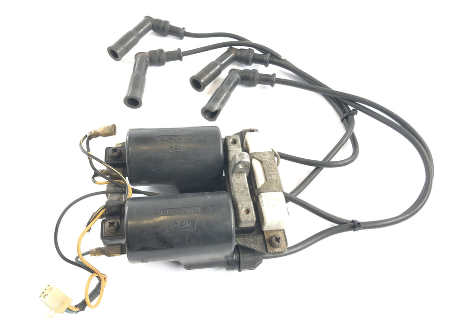 Honda Goldwing GL 1100 SC02 [1980] - Conjunto de bobina de ignição com conector de vela e cabo