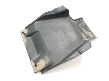 Honda CBR 125 R JC50 [2012] - Subestrutura traseira com proteção contra respingos