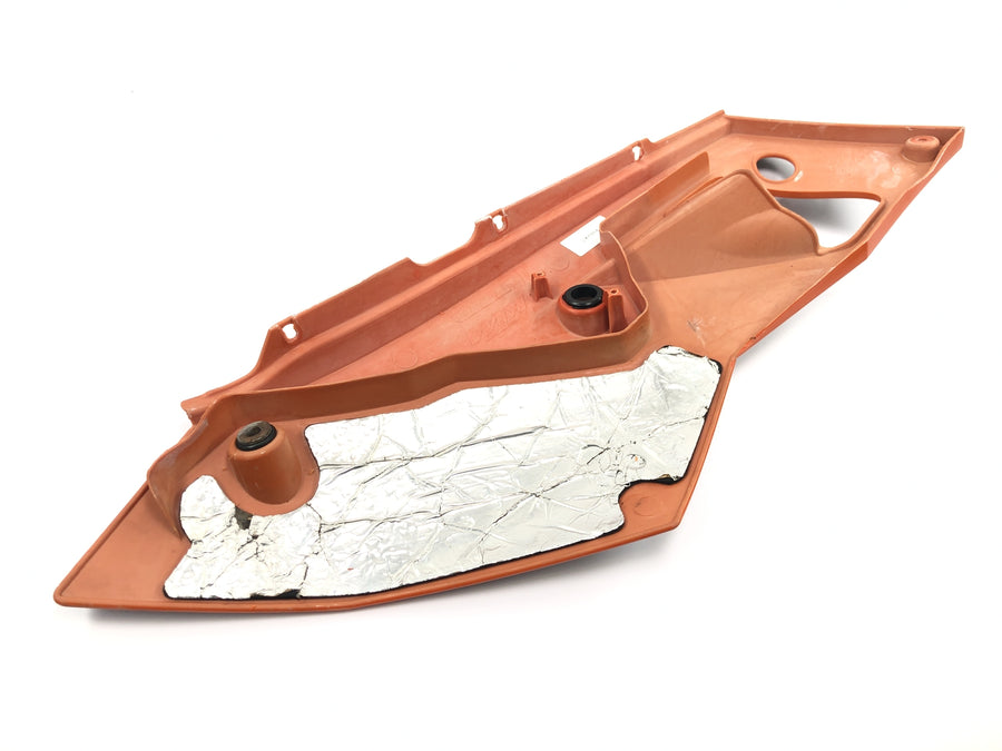 KTM 950 Adventure LC8 [2004] - Painel traseiro painel lateral esquerdo painel tampa lateral