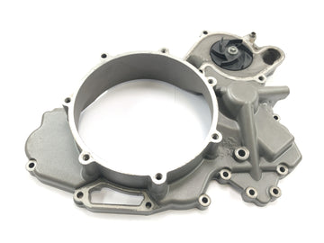 KTM 950 Adventure LC8 [2004] - Tampa da embreagem dentro da bomba d'água da tampa do motor