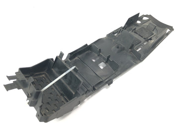 Suzuki GSX R 1000 WVB6 K6 [2006] - Parte inferior do porta-bateria da caixa de bateria da subestrutura traseira