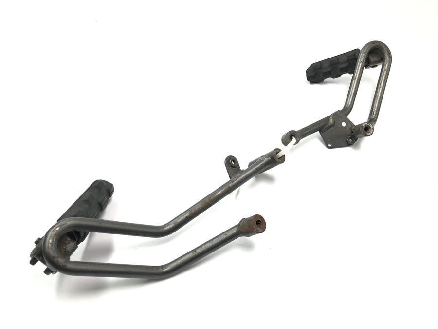 Husqvarna TE 610 E Dual H7 [1999] - Suporte do apoio para os pés do passageiro esquerdo e direito