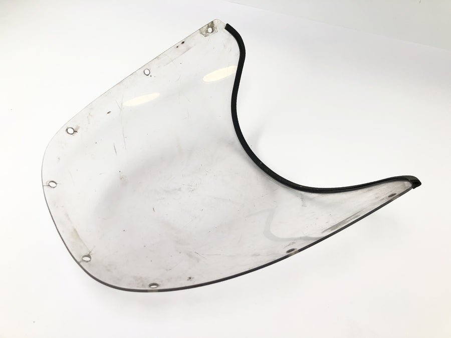 Suzuki RG 250 Gamma GJ21D [1987] - Painel do para-brisa arranhado