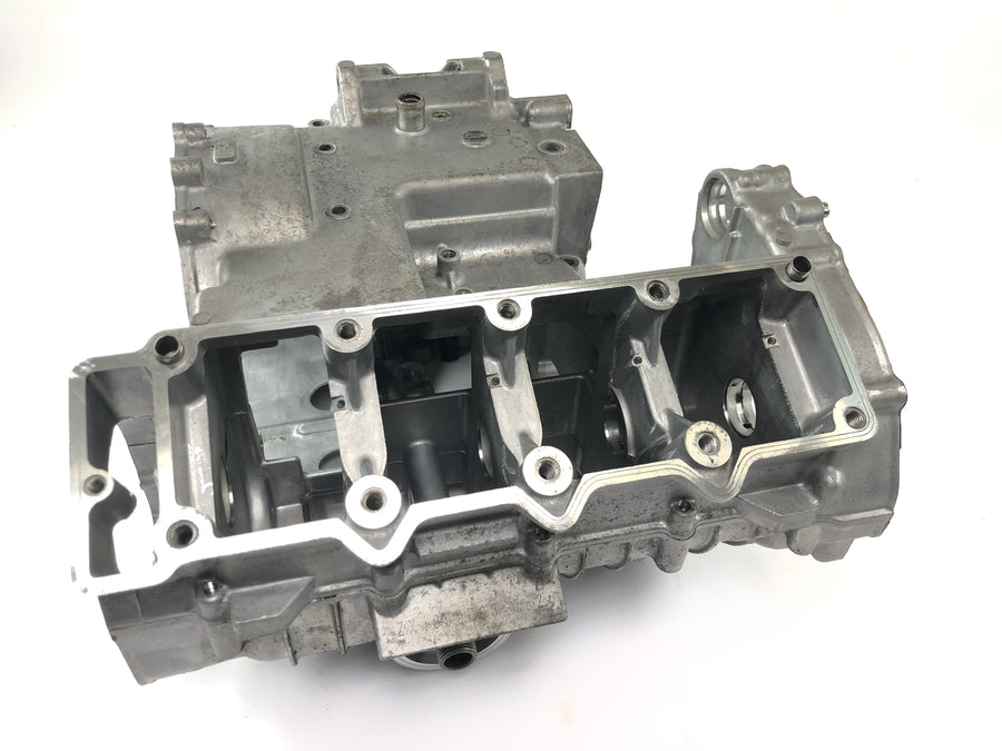 Kawasaki ZXR 400 ZX400L [1992] - carcaça do motor cárter bloco do motor carcaça vazia