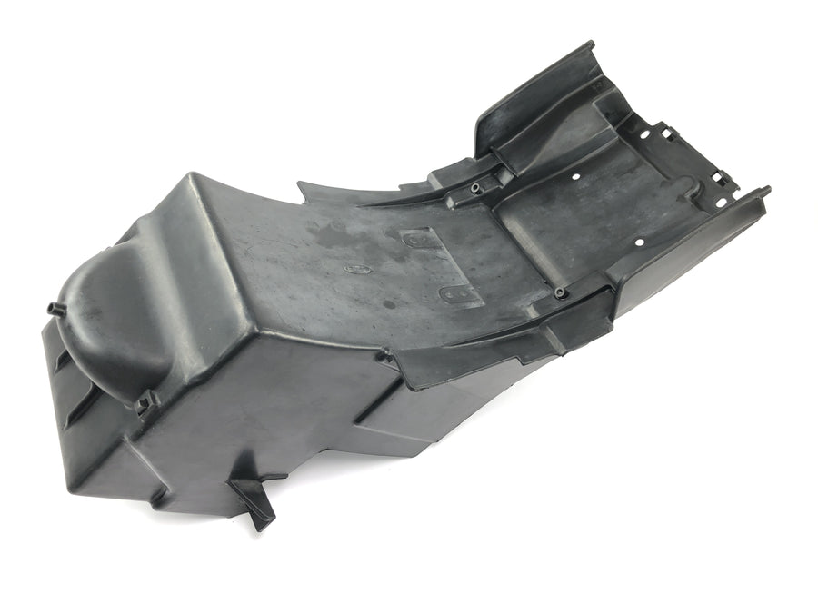 Kawasaki ZRX 1200 S ZRT20A [2001] - Painel interno do pára-lama traseiro da caixa de bateria