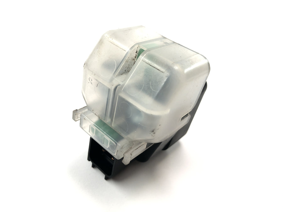 Suzuki GSX R 1000 WVB6 K6 [2006] - Interruptor magnético do relé de partida