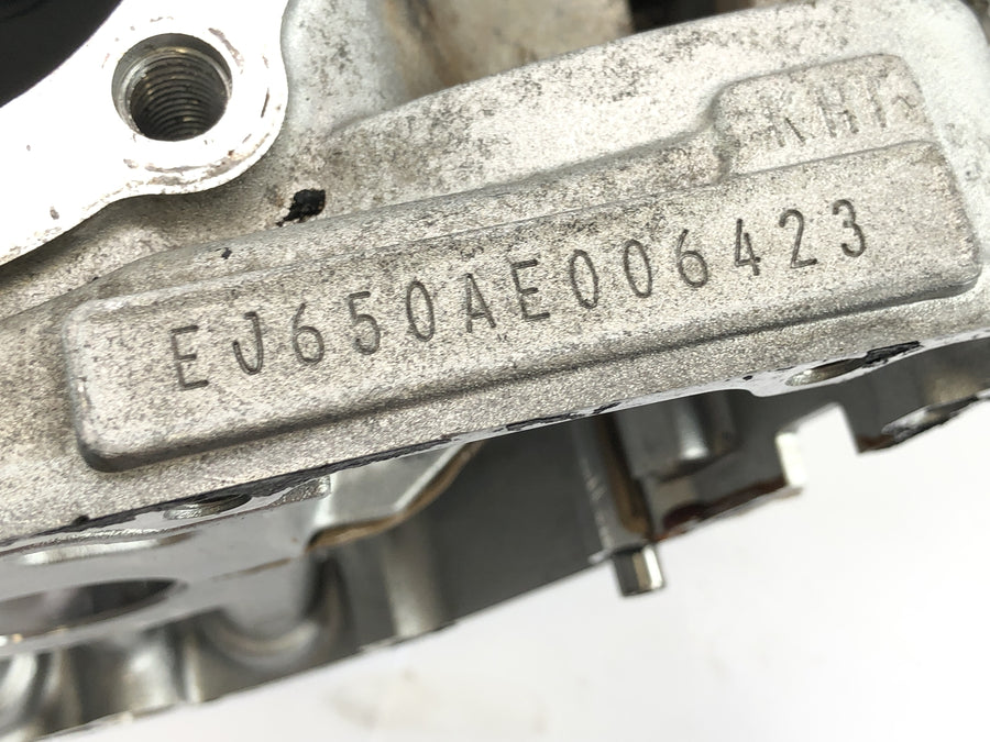 Kawasaki W 650 EJ650A [1999] - Carcaça do motor cárter vazio
