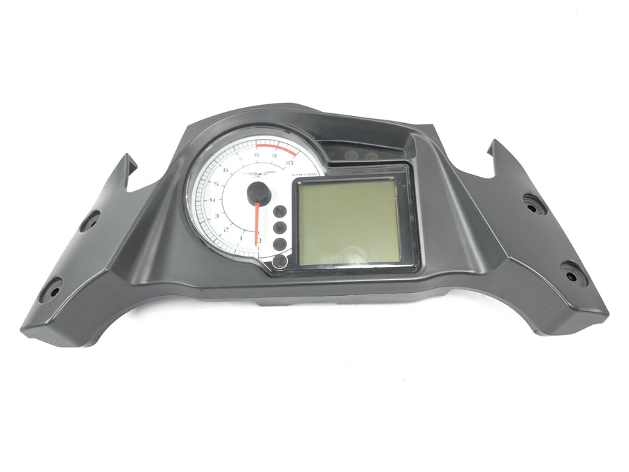 Moto Guzzi Stelvio 1200 4V [2009] - Ferralheiro com trava de tanque da unidade de controle do velocímetro e ponte de garfo acima