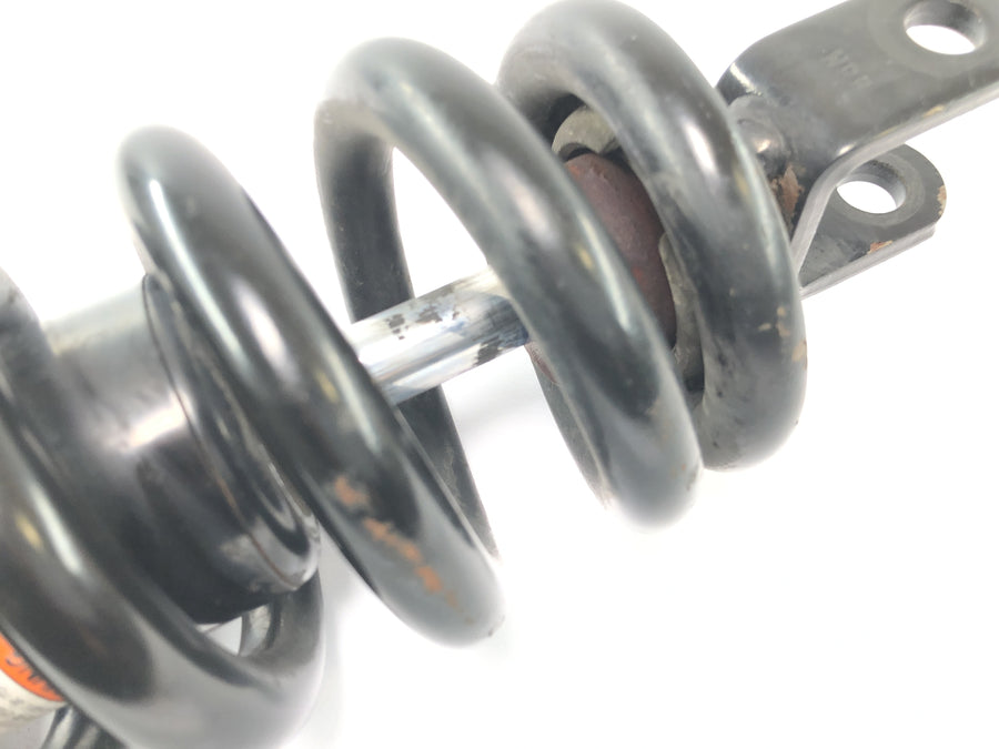Suzuki VZ 1500 WVCU [2011] - Suspensão traseira com amortecedor