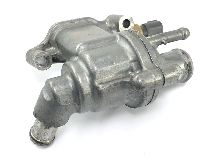 Honda CBR 1000 RR SC59 [2008] - Termostato distribuidor de água de refrigeração
