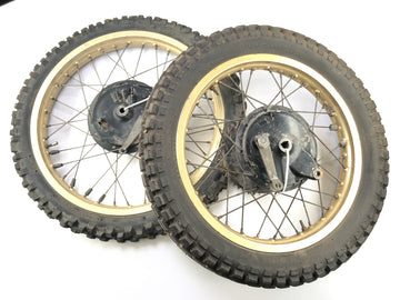 Yamaha XT 500 1U6 [1981] - RAD SET Set Wheel Roda traseira Gold