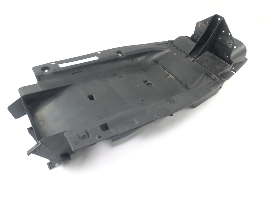Yamaha YZF R1 RN01 [1998] - Disfarce de subcovertência traseira
