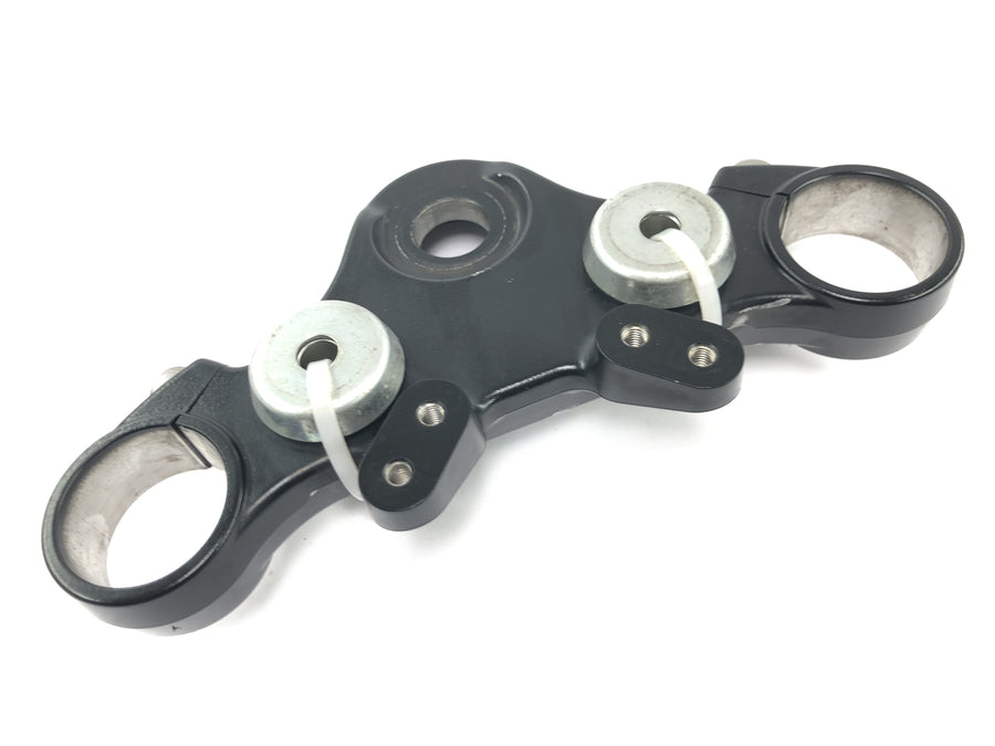 Triumph Bonneville T100 986MF [2012] - Ponte superior da cabeça de direção com braçadeira do garfo