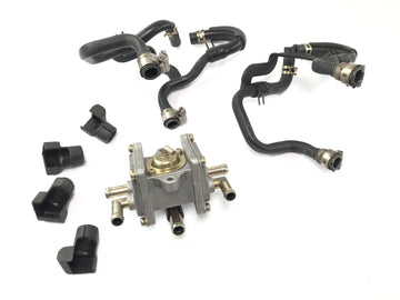 Yamaha XJR 1300 RP06 [2002] - Válvula de ventilação de recirculação de gases de escape, válvula de elevação secundária