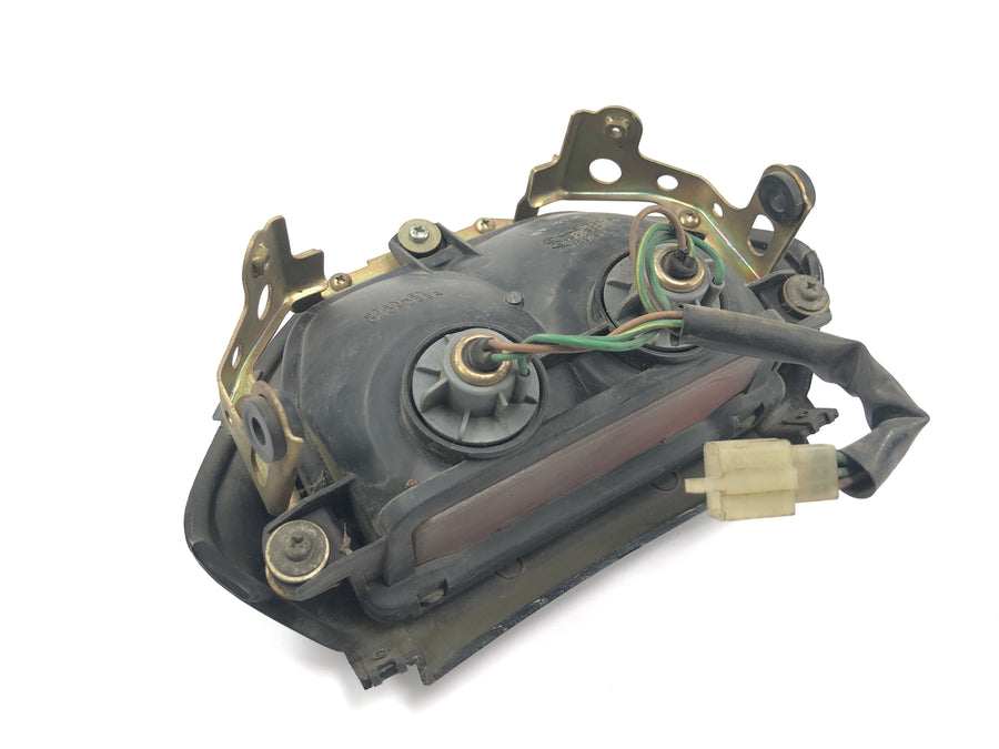 Honda CBR 900 RR Fireblade SC33 [2000] - luz de freio traseira com moldura de carenagem
