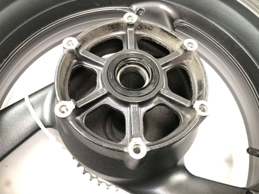 Yamaha XJR 1300 RP06 [2002] - Jante traseira 5,50 x 17"