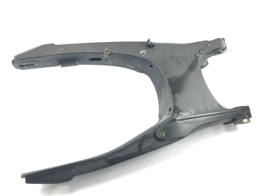 Yamaha MT 03 RM02 [2007] - Guia da roda traseira do braço oscilante