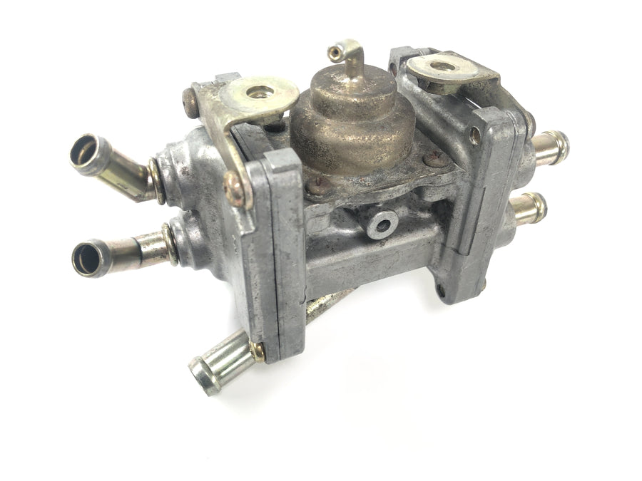 Yamaha YZF R1 RN01 [1998] - Retorno dos gases de escape