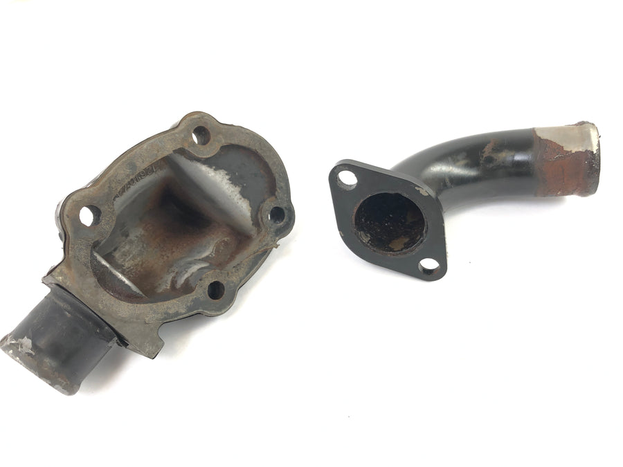 Triumph Daytona 955i T595 [1999] - Flanges de água de resfriamento Conjunto