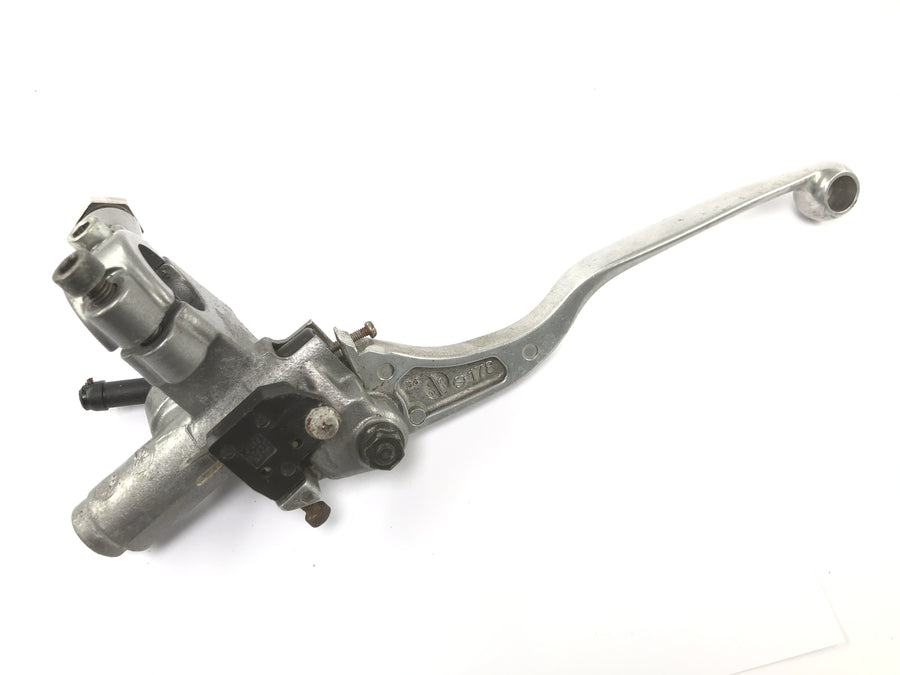 Suzuki RG 250 Gamma GJ21D [1987] - Bomba de freio dianteiro com alavanca de freio