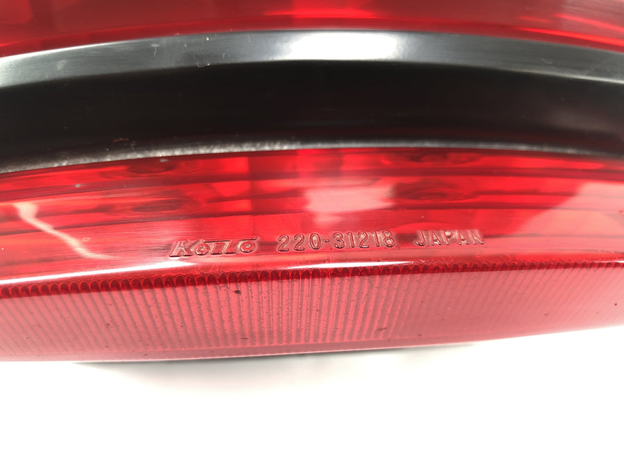 Yamaha XJR 1300 RP02 [1999] - Luz traseira da unidade de luz de freio
