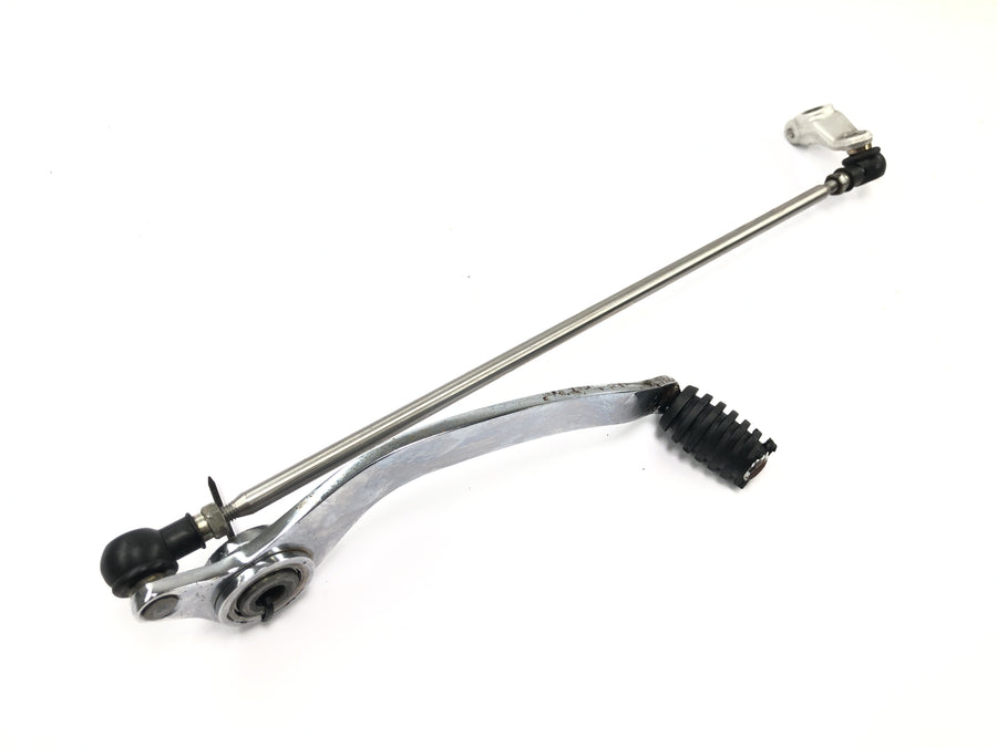Triumph Speedmaster 900 [2003] - pedal de mudança com articulação de mudança