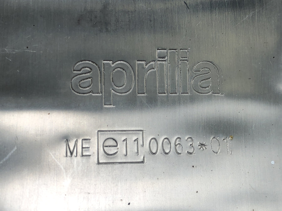 Aprilia Mille RSV 1000 ME [1999] - Silenciador de escape