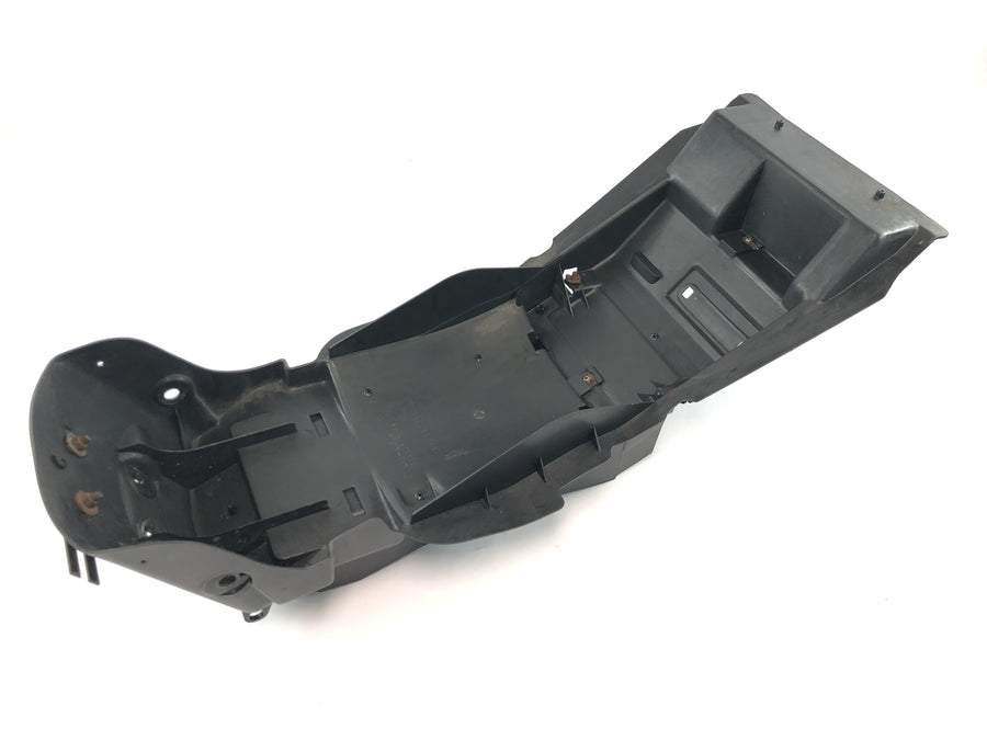 Yamaha XJR 1200 4PU [1996] - Proteção interna contra respingos do para-lama traseiro