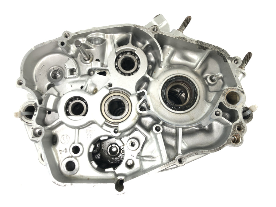 Yamaha DT 125 R DE03 [2000] - Carcaça do motor, metades da carcaça do bloco do motor