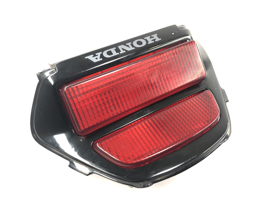 Honda CBR 900 RR Fireblade SC33 [2000] - luz de freio traseira com moldura de carenagem
