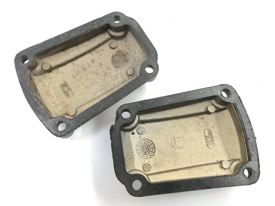 Ducati 900 SS [1991] - Casal do conjunto de tampa da válvula