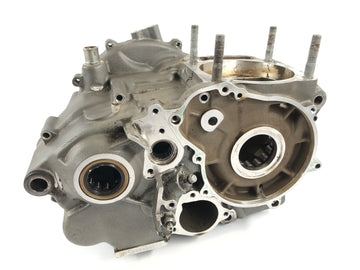 KTM LC4 640 EGS [2004] - Motor Habitação de moradia vazia