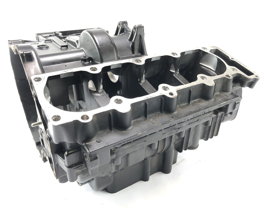 Kawasaki ZRX 1200 S ZRT20A [2002] - Motor Housing Casas vazias