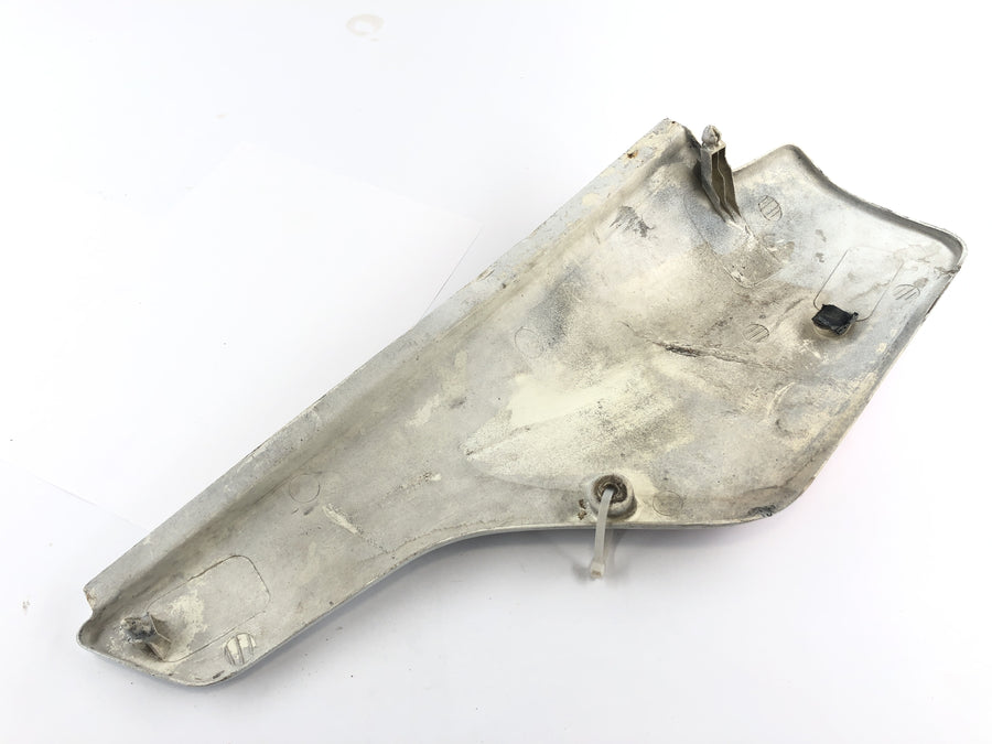 Honda XR 600 R PE04 [1993] - Parte lateral de revestimento traseiro direito